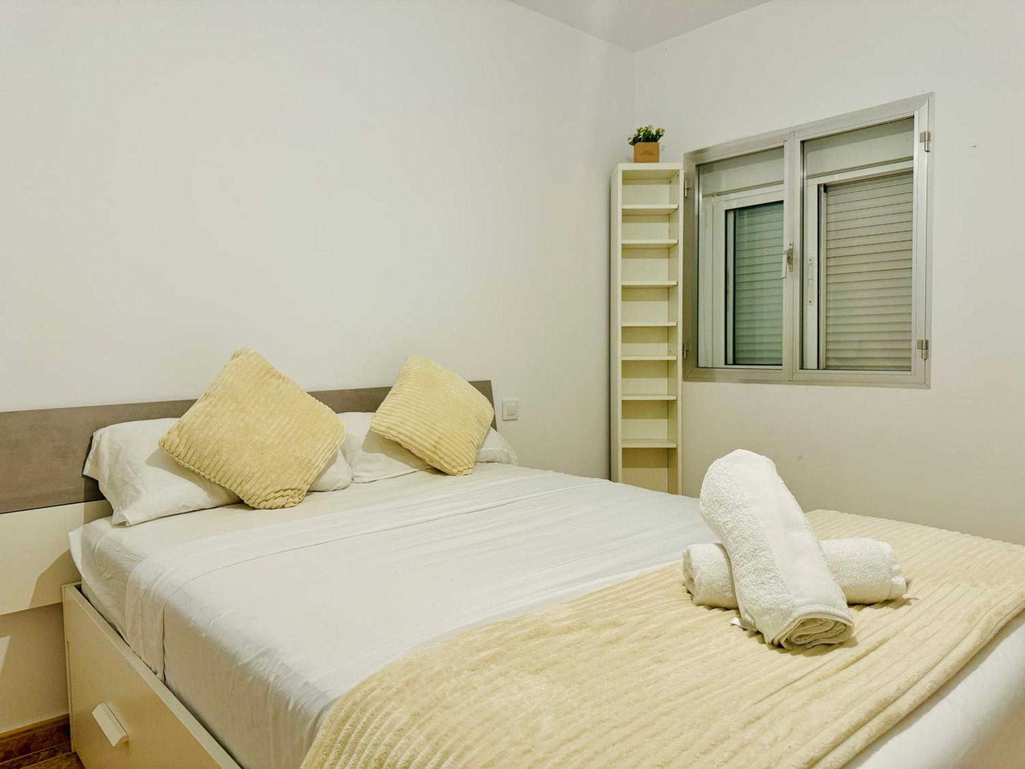 Pisos Baraja Gl Apartment *